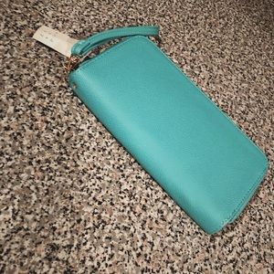 ~Blue Wallet, Never Used, Tags Attached~